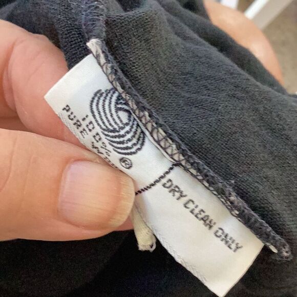 Vintage Bill Haire For Fredricks Wool Black Ruffle Blouse Top Made in USA - Picture 9 of 10